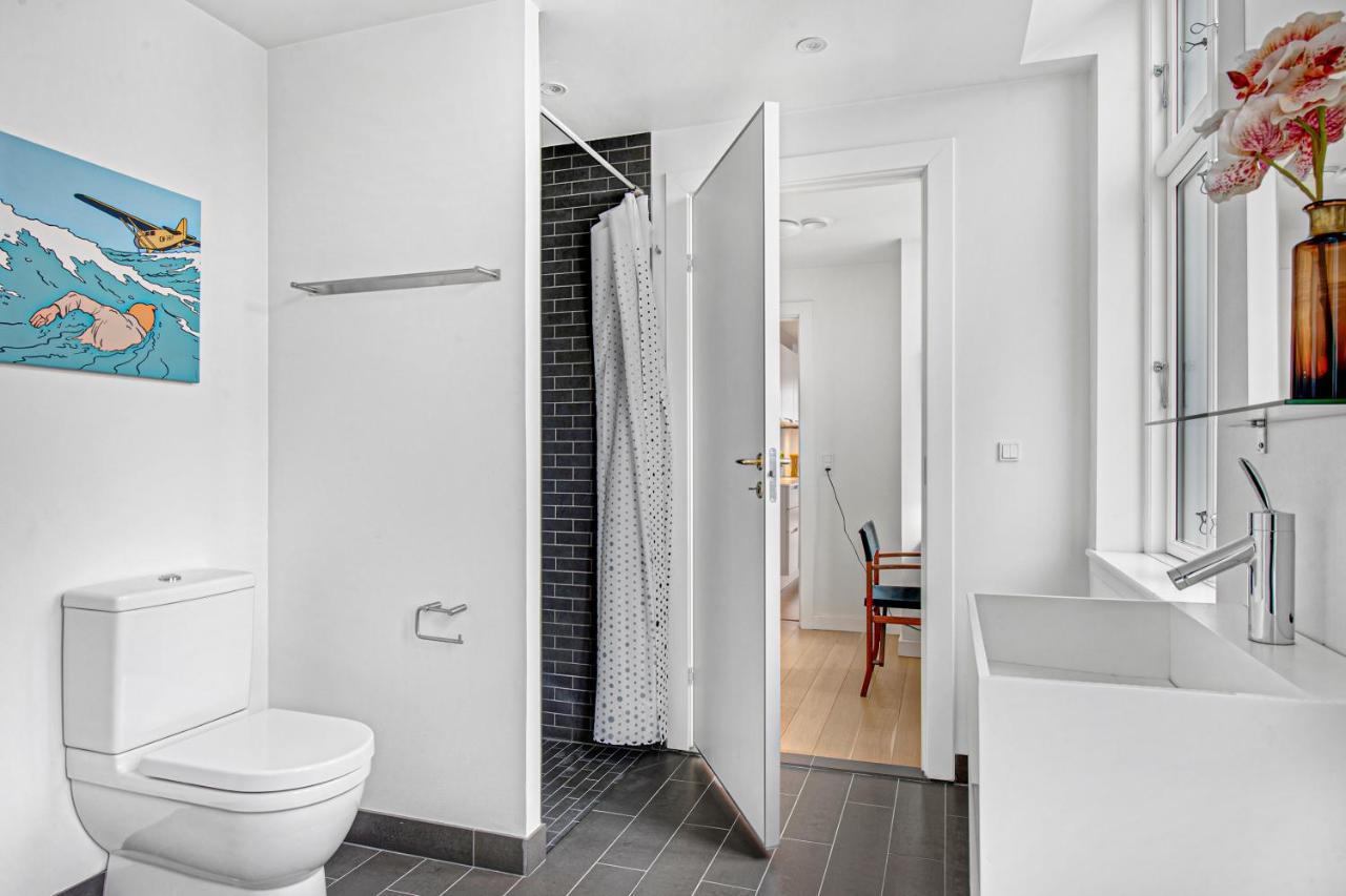 Sanders Monarch - Charming One-Bedroom Apartment With Two Balconies Копенгаген Экстерьер фото